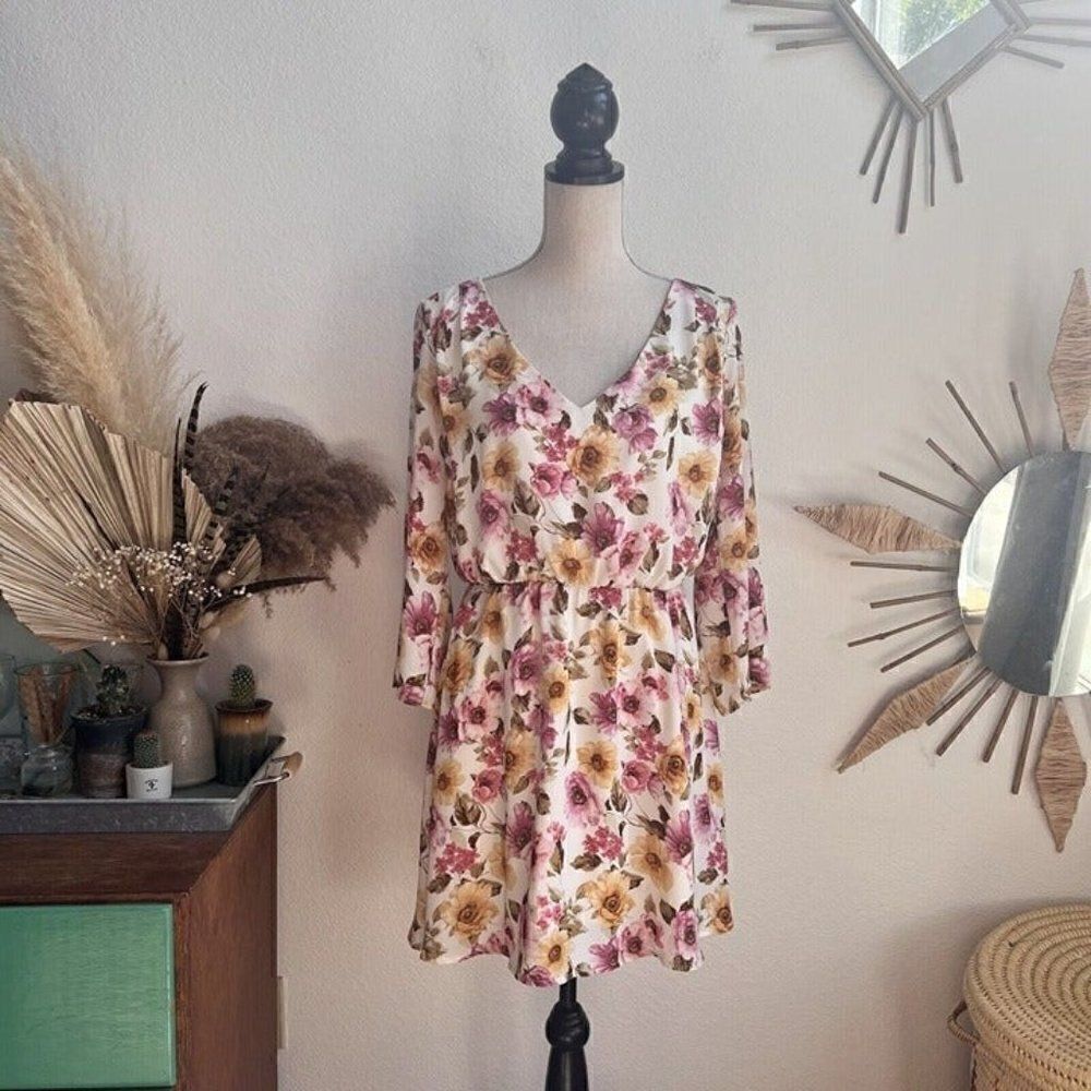 Forever 21 Women's White Floral Print 3/4 Sleeve Chiffon Romantic Dress Size Lrg